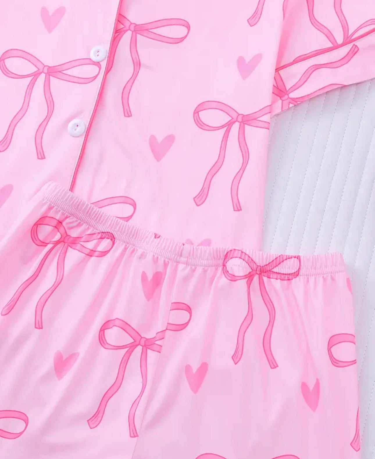 Cute Pink Bow Print Pajama Set – Soft & Comfortable Sleepwear