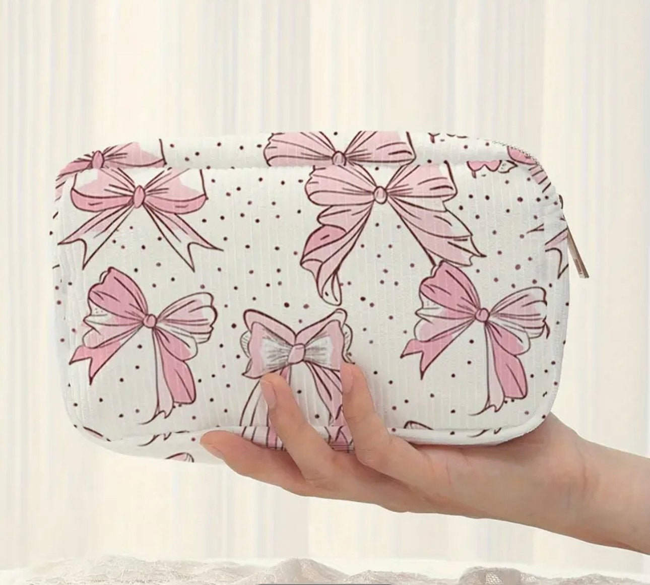 Charming Bow Print Cosmetic Case – Stylish Organizer for Makeup