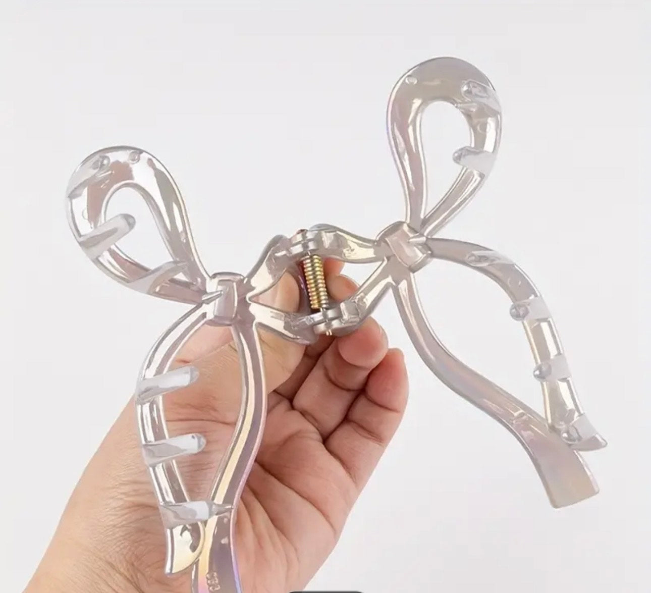 Chic Iridescent Bow Hair Clip – Stylish & Secure Hair Accessory