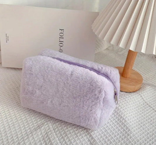 Luxurious Purple Faux Fur Makeup Bag – Soft, Stylish & Spacious Organizer
